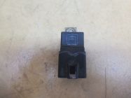 Relais beheizbare Frontscheibe<br>VW PASSAT VARIANT (3C5) 2.0 TDI