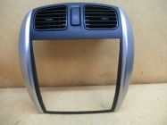 Lftungsgitter Luftdse mitte Nr2<br>MAZDA PREMACY (CP) 1.8