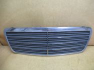 Khlergrill Frontgrill Nr8<br>MERCEDES-BENZ E-KLASSE (W210) E 320 CDI
