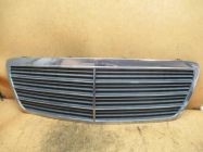 Khlergrill Frontgrill Nr9<br>MERCEDES-BENZ E-KLASSE KOMBI (S210) E 240 T