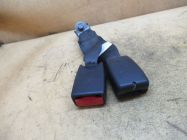 Gurtschloss mitte Nr1<br>MAZDA 6 STATION WAGON (GY) 2.0 DI